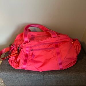 Nike Gym / Duffel Bag - Pink